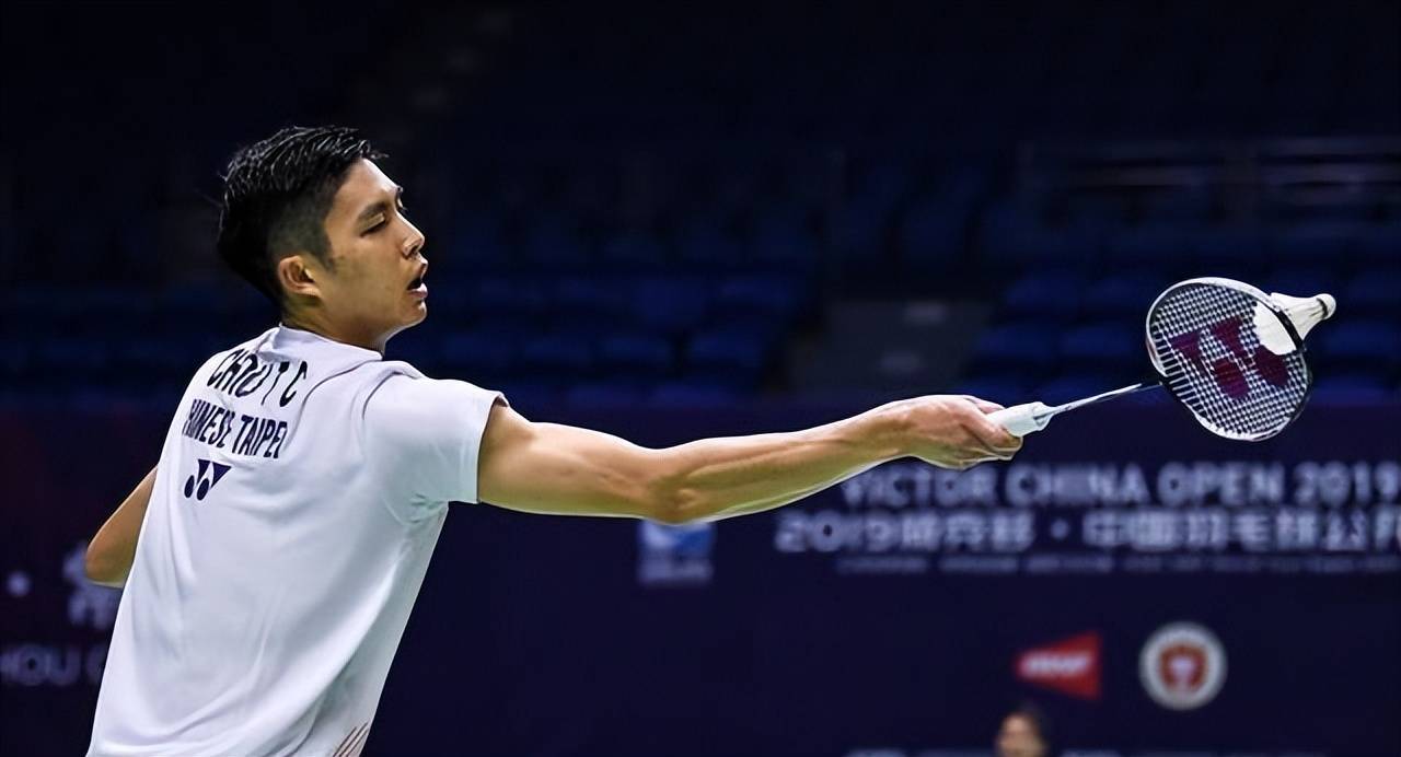 他试图用多 他试图用多